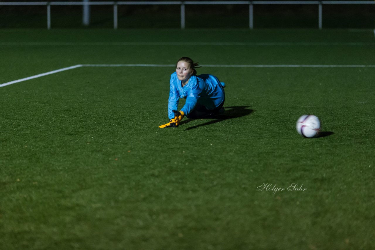 Bild 126 - Frauen SV Wahlstedt - TSV Schoenberg : Ergebnis: 17:1